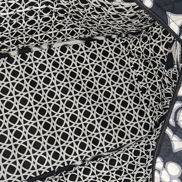 Vera Bradley Day & Night Black & White Quilted Floral Travel Tote Bag - Picture 10 of 12